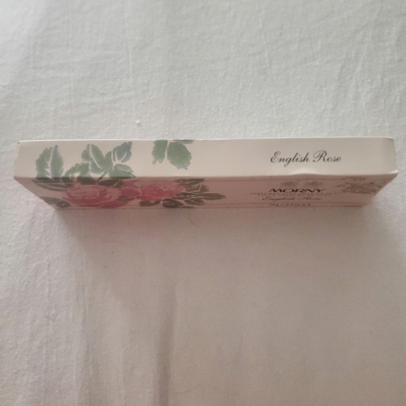 Morny English Rose Perfumed Fine English Soap Set of 3 in Original Box - Picture 5 of 6